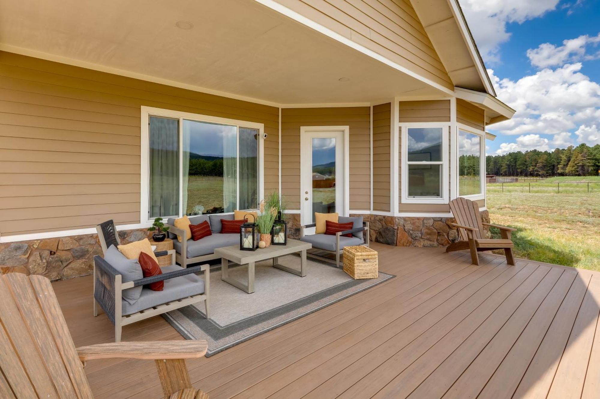 Vistas Bonitas Home With Patio 7 Mi To Snowbowl! 깃대 외부 사진